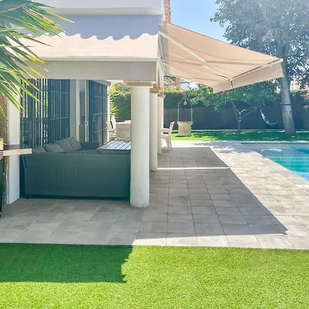 Villa Alamos Jerez I Piscina Salada Climatizada I Bbq I Jardines I 850m2