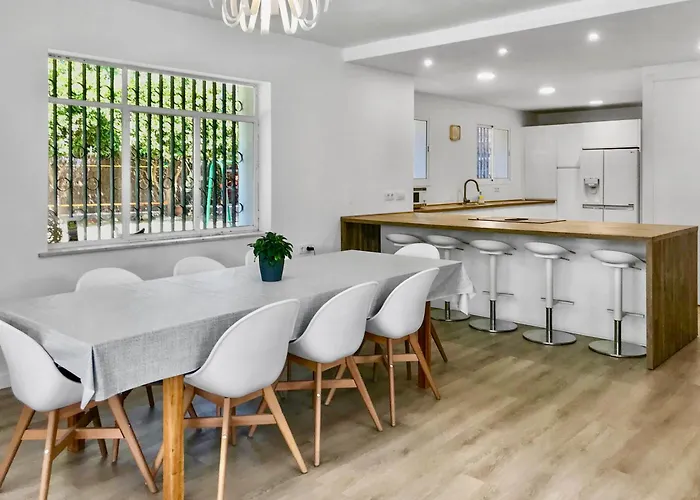 Alamos Jerez I Piscina Salada Climatizada I Bbq I Jardines I 850m2 Вілла Херес-де-ла-Фронтера